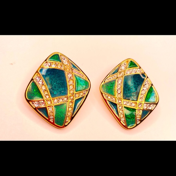 🔴 Swarovski Crystal Enamel Emerald Vintage Earrings - Picture 4 of 11